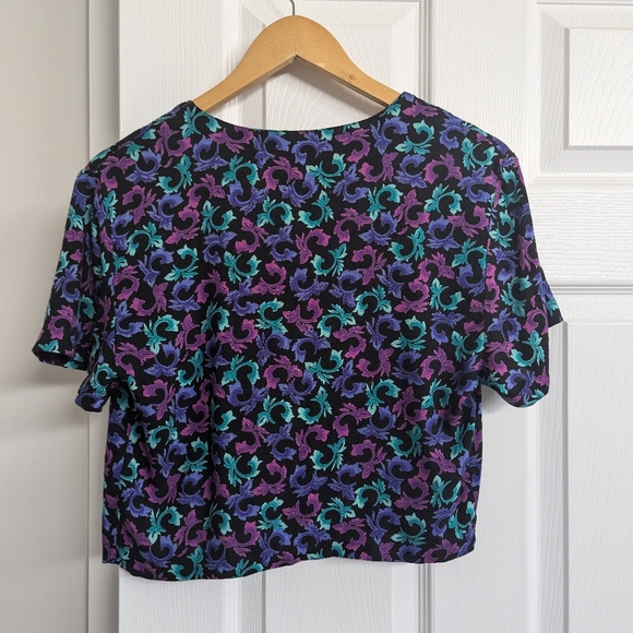 Vintage Crop Shirt - Picture 2 of 3